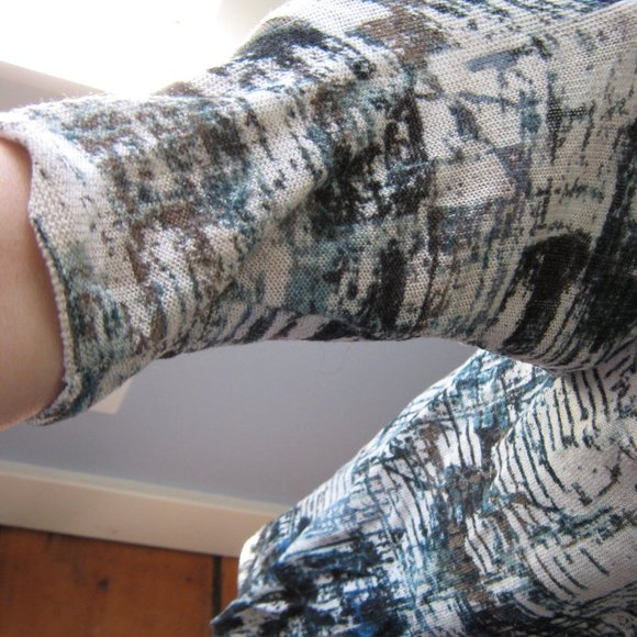 NIC+ZOE Scoop Neck Lightweight Sweater - Picture 4 of 5